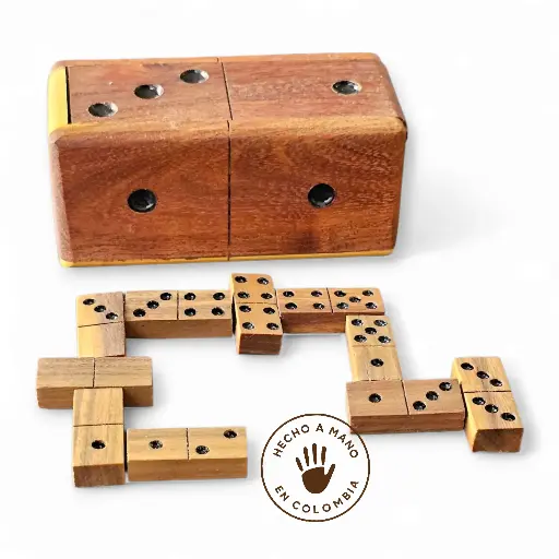 Juego de Dominó Clásico en Madera Pequeño D-1